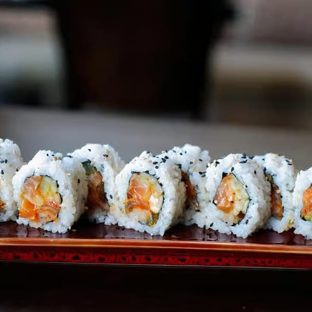 Spicy Salmon Roll.